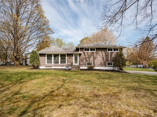 100 Cutler Dr, Syracuse, NY 13219