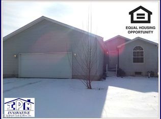 7481 Potter Rd, Flushing, MI 48433