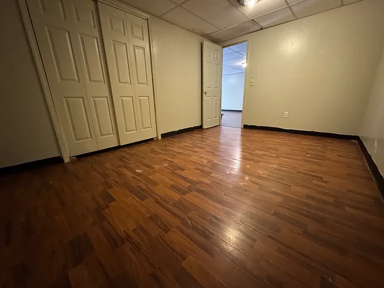 460 Broad St #B1 — Photo 3