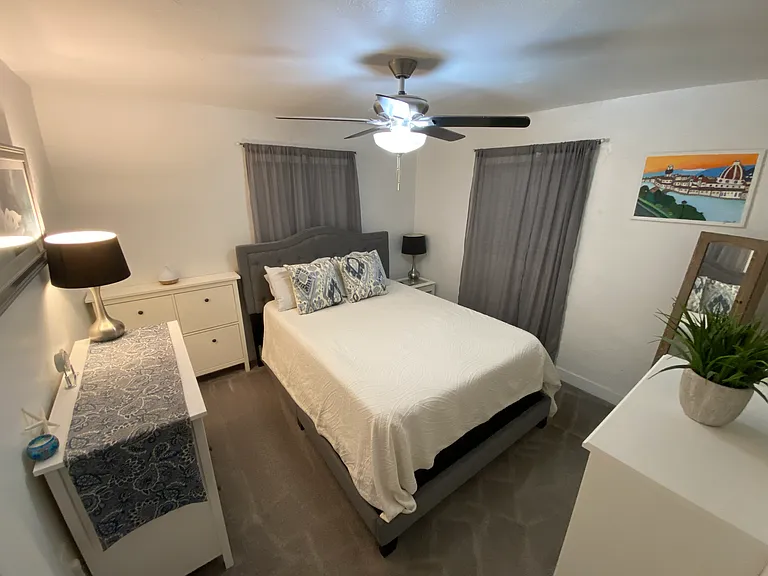 2065 E Don Carlos Ave — Photo 17