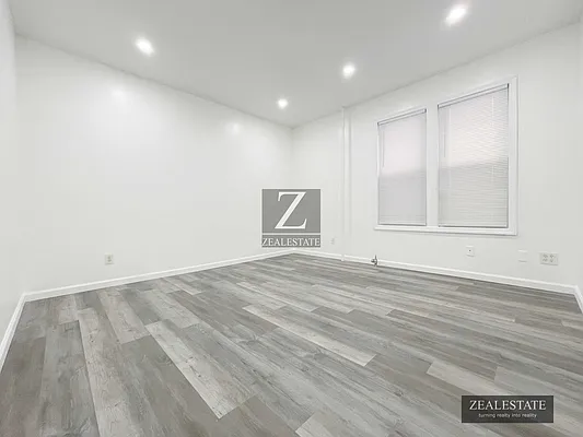 Rented by ZealEstate Group Inc | media 16