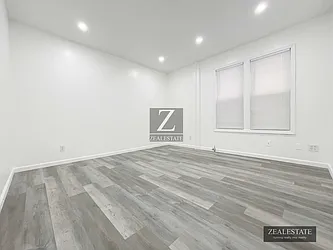 Rented by ZealEstate Group Inc