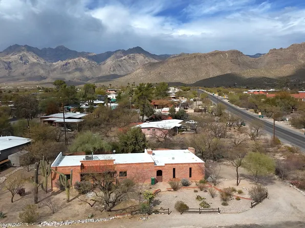 8951 E Summer Trl, Tucson, AZ 85749