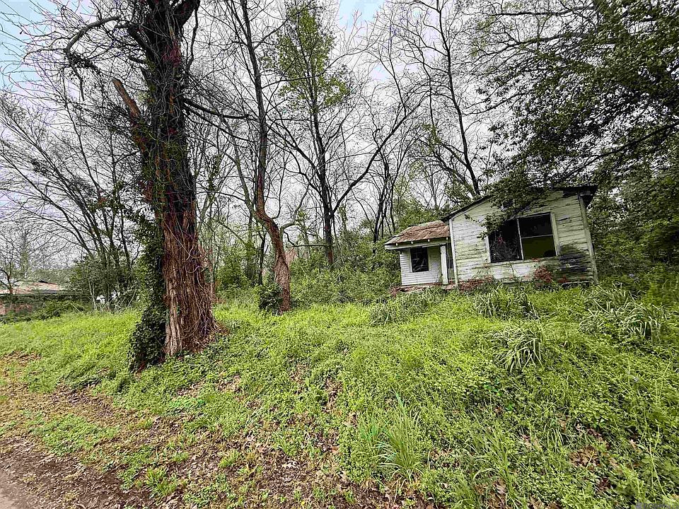 2nd image of 486 W Stiers Ln