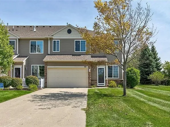 551 87th St, West Des Moines, IA 50266