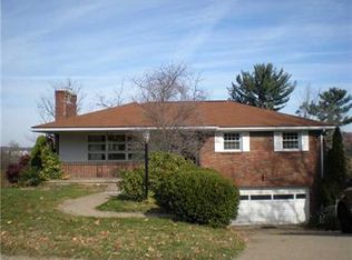 4723 Meadowgreen Dr, Pittsburgh, PA 15236
