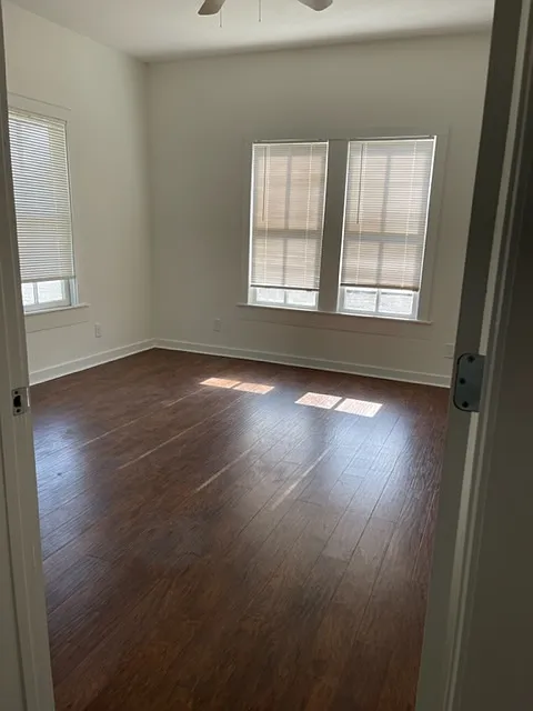 4 bed, 2040 sqft, $2,000 — Photo 2