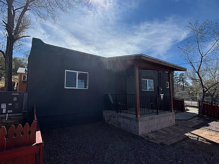 111 E Navajo Dr — Photo 19