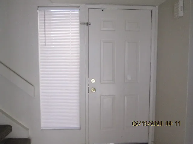 2 bed, 1.5 bath, $1,300 — Photo 3