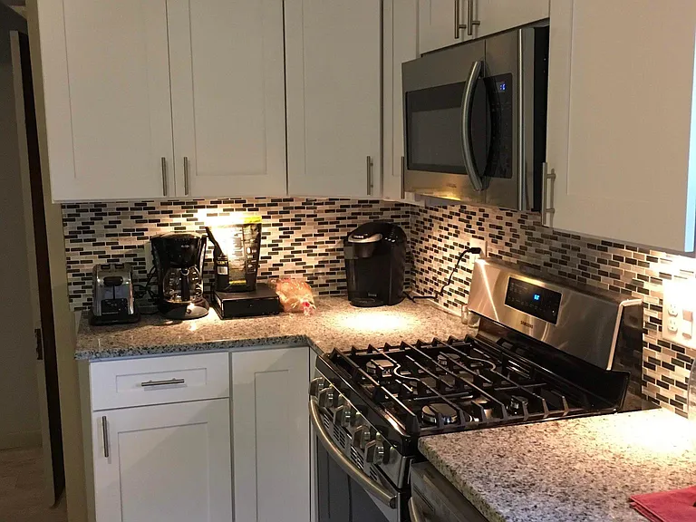 1518 Kenilworth Ave — Photo 5
