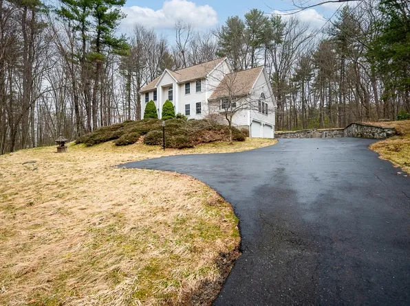 356 Church St, Northborough, MA 01532