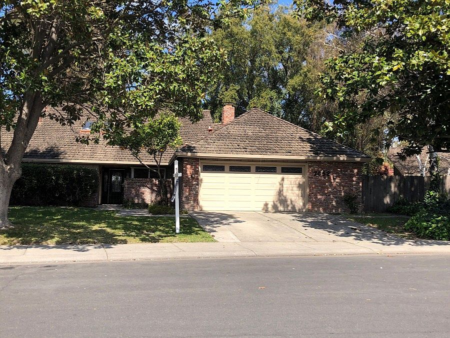 1st image of 7052 Bridgeport Cir