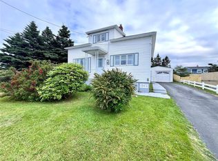 17 Riverside St E, Grand Bank, NL A0E1W0