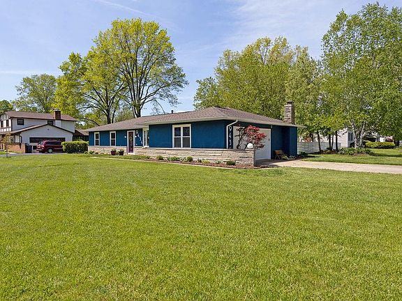 5th image of 9434 Circle Drive East Dr E
