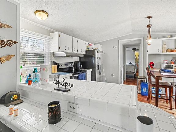 5th image of 336 Jones Lake Rd