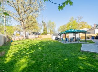 818 Sterling St, Plainfield City, NJ 07062
