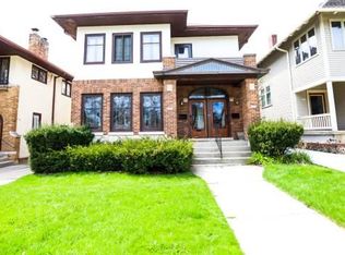 4209 N Prospect Ave, Milwaukee, WI 53211