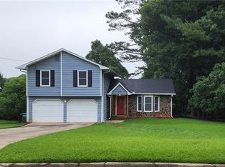1165 Harview Dr SW, Lilburn, GA 30047