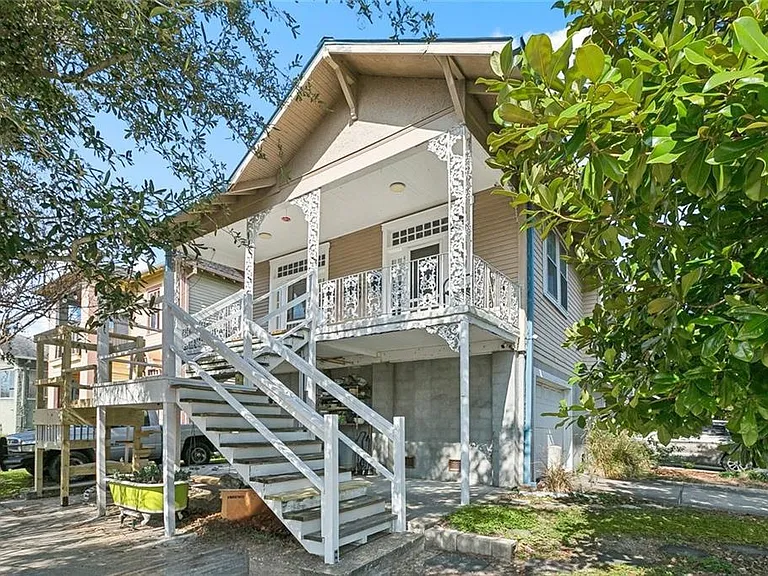 4201 S Galvez St — Photo 1