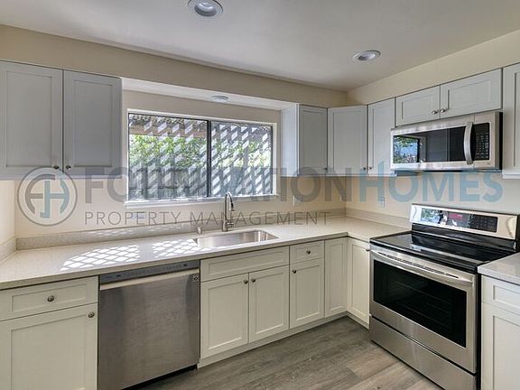 4th image of 404 San Marin Dr