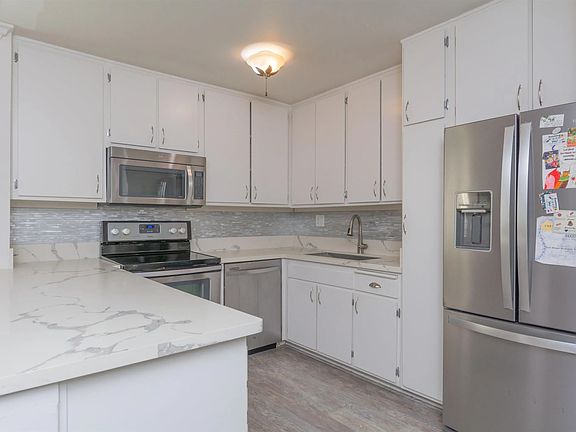 2nd image of 4545 Collwood Blvd Unit 54