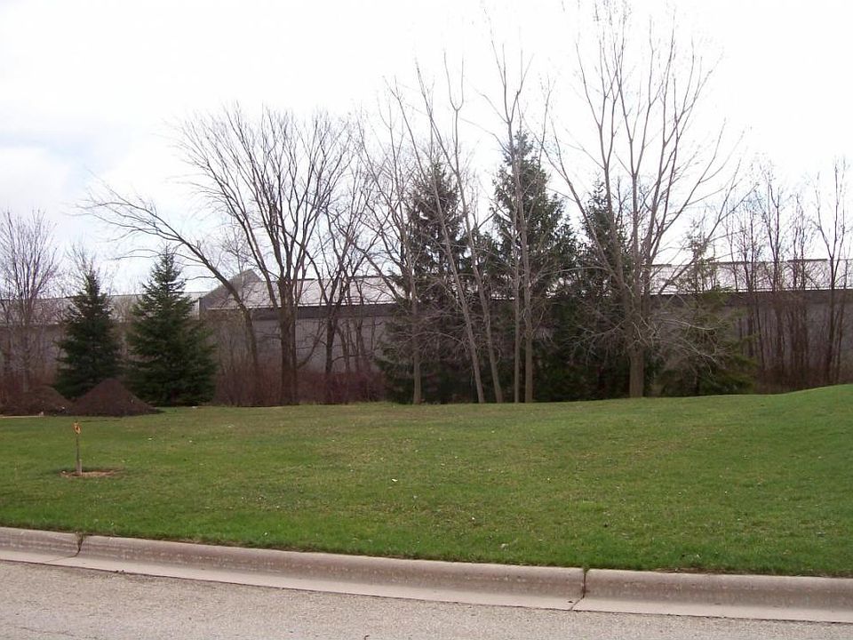 1st image of 218 W Haven Ct