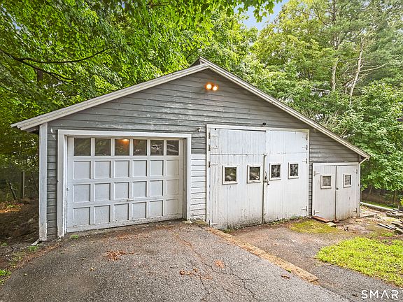 5th image of 161 Chestnut Grove Road