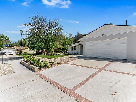 3rd image of 23514 Erwin St