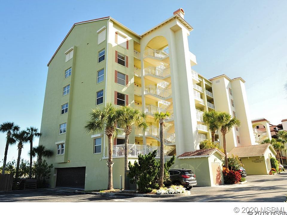 1st image of 561 Marina Point Dr #561