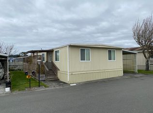2102 Mustang Ln, Arcata, CA 95521
