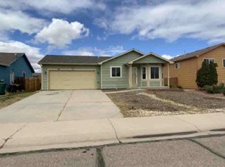 909 E 25th Street Rd, Greeley, CO 80631