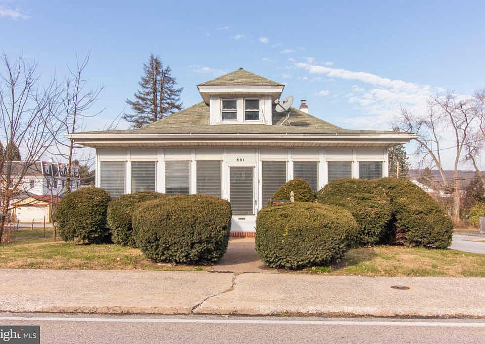 1st image of 501 W Lancaster Ave
