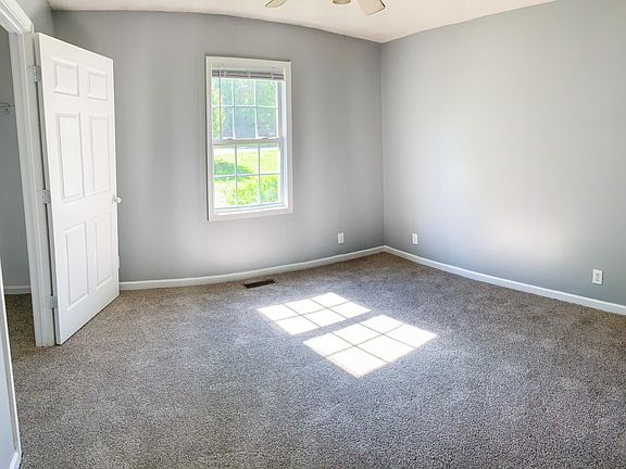 4th image of 1953 Karen Cir Unit A