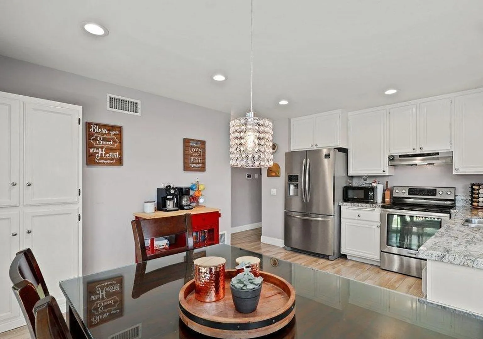 4 Bedroom Townhome in the Midland Grove Community of Poway — Photo 4