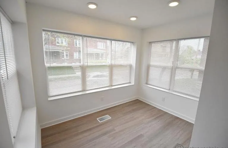 1400 Hamlet St — Photo 6