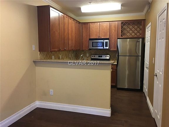 5th image of 4400 S Jones Blvd Unit 1086