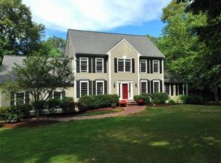 4 Hickory Ln, Ipswich, MA 01938