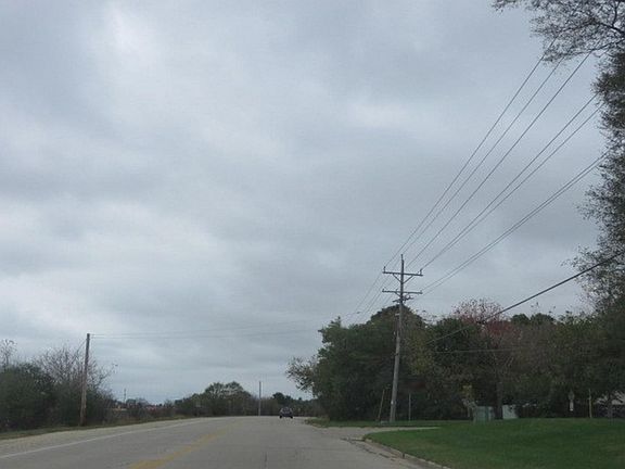 5th image of W341N4765 E Lindy Ln