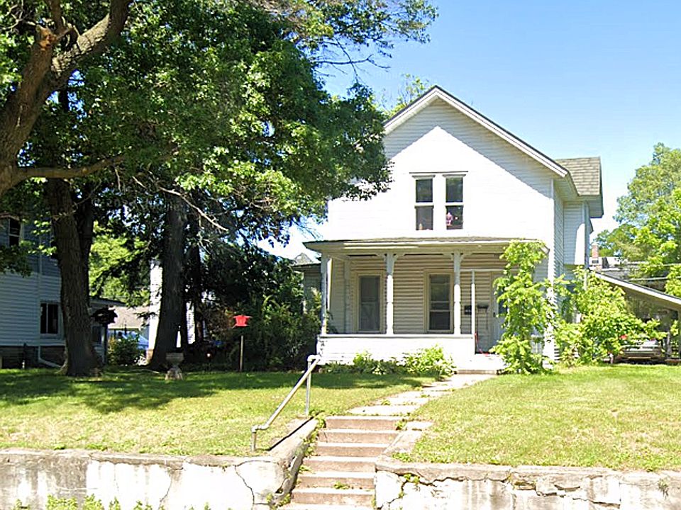 1st image of 316-316 1/2 W Columbia St #71320f9d9