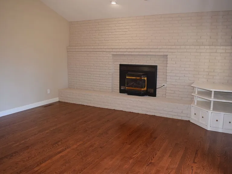 1657 Stone Way — Photo 30