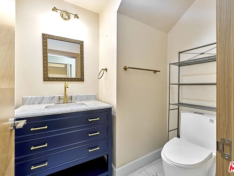 823 Lorraine Blvd — Photo 13