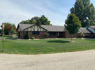 422 Laurel Dr, Waterloo, IL 62298