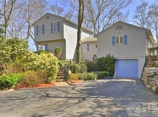 29 Fells Rd, Falmouth, MA 02540
