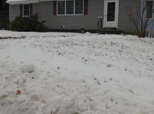 15 Bascom Dr, Fort Edward, NY 12828