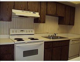 5th image of 775 N Village Dr N APT 102
