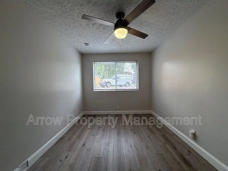 1215 E St #1 — Photo 6