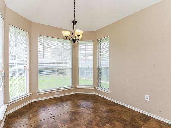 5th image of 7728 Blossom Dr