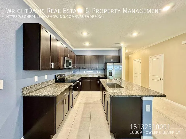 10809 Fowlers Bluff Ct — Photo 6
