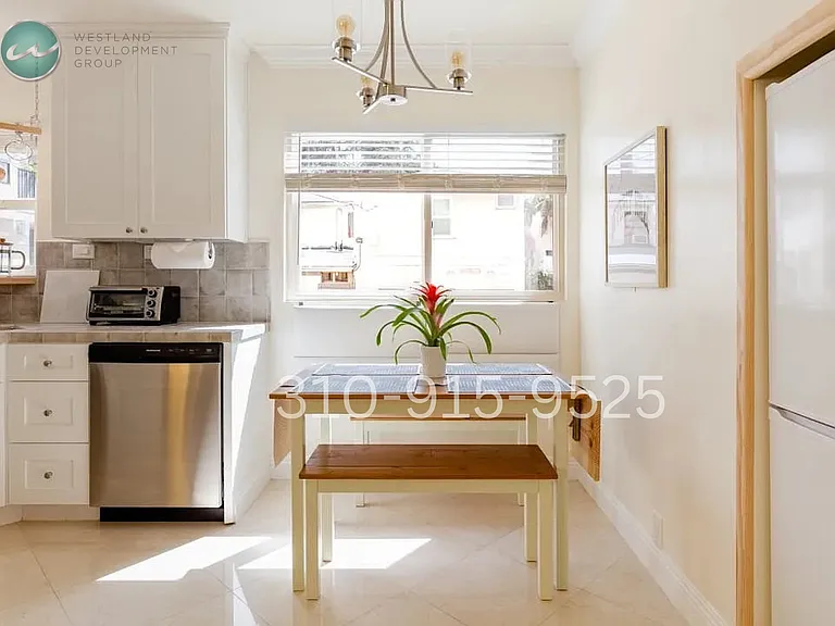 11817 Darlington Ave — Photo 2