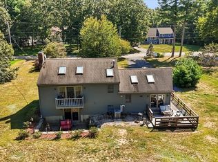 23 Bow St, Carver, MA 02330